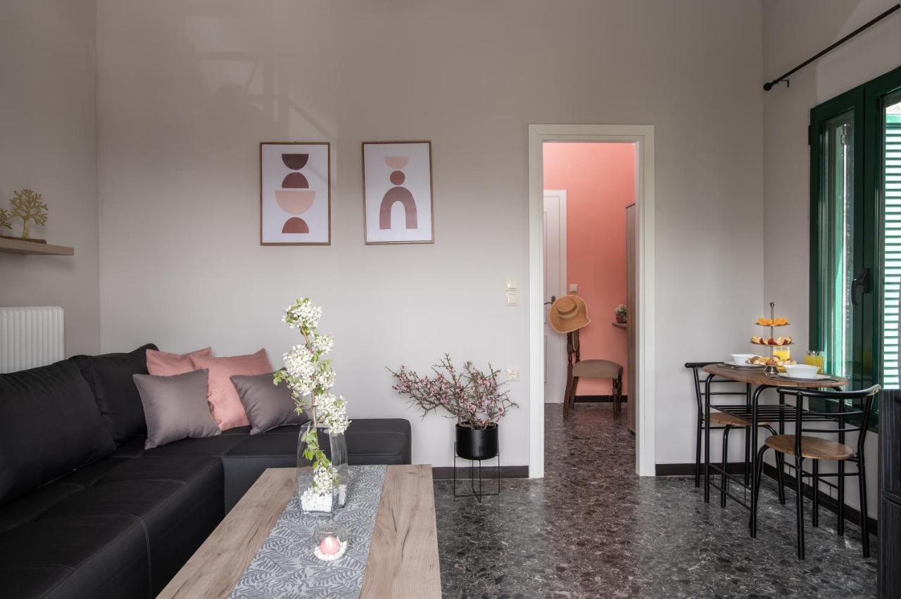 Square Apartment Kambanos Ngoại thất bức ảnh