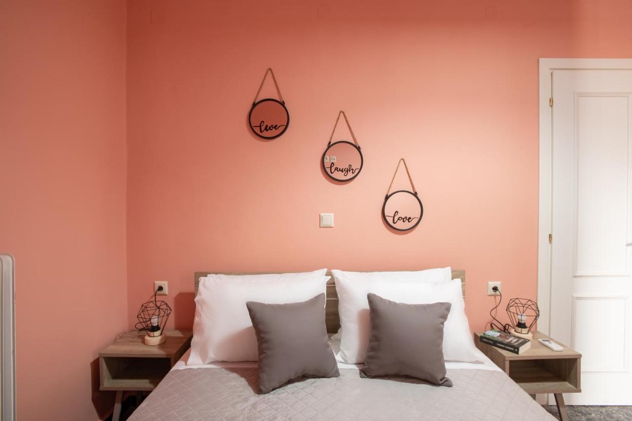 Square Apartment Kambanos Ngoại thất bức ảnh